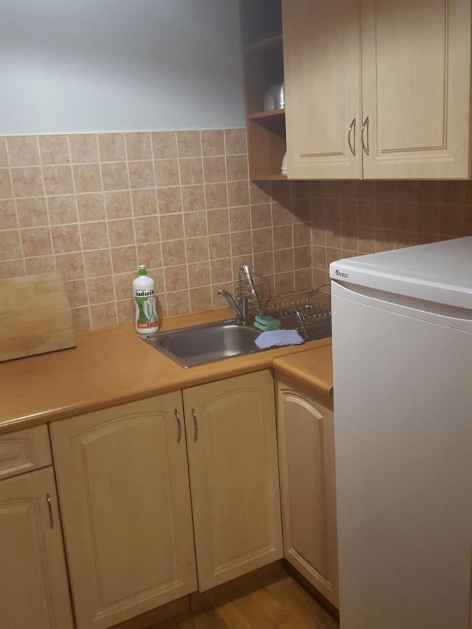 Pokoje Goscinne U Gochy Ustrzyki Dolne Exterior foto